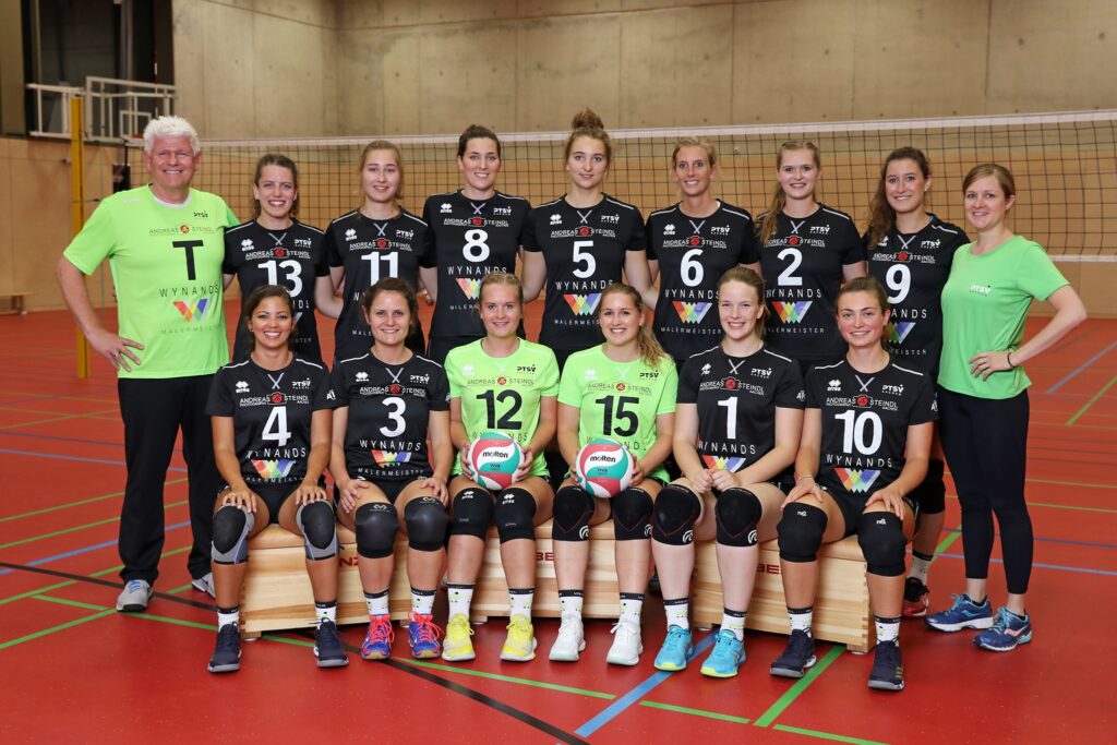 Das Volleyball-Oberliga-Teamdes PTSV – sponsored by WYNANDS - Malermeister, Steindl fotographie und APAG 📸 by Andreas Steindl www.photo-steindl.com